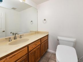 319 Oak Glen Ct, Martinez CA 94553