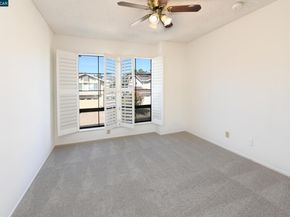 319 Oak Glen Ct, Martinez CA 94553