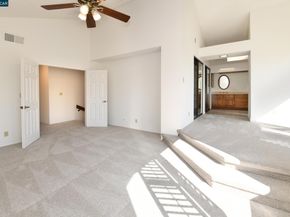 319 Oak Glen Ct, Martinez CA 94553