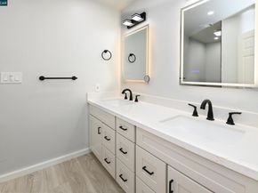 319 Oak Glen Ct, Martinez CA 94553
