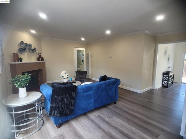 54 Lafayette Ave, Hayward CA 94544