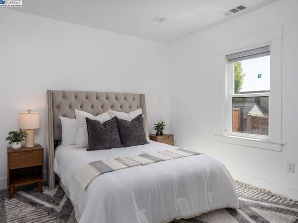 20378 Stanton Ave, Castro Valley CA 94546