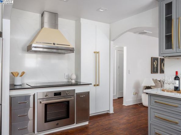 20378 Stanton Ave, Castro Valley CA 94546
