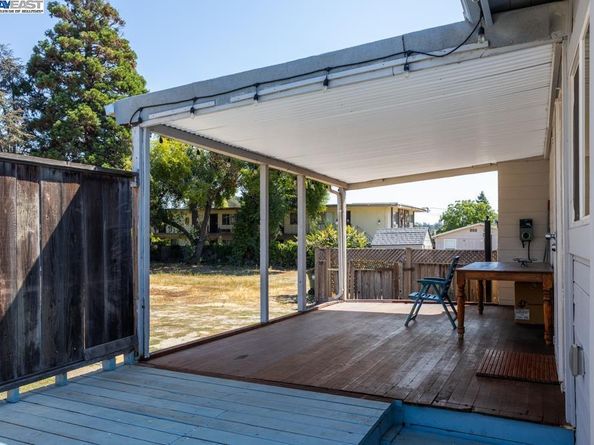 20378 Stanton Ave, Castro Valley CA 94546