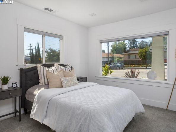 20378 Stanton Ave, Castro Valley CA 94546