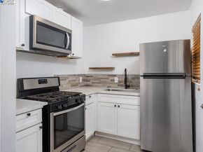 20378 Stanton Ave, Castro Valley CA 94546
