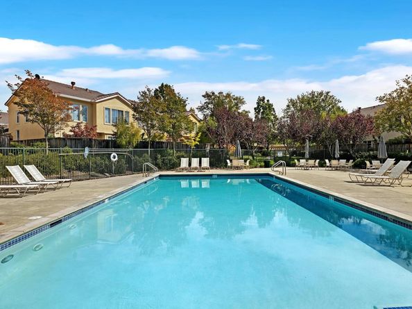 7217 Briza Loop, San Ramon CA 94582