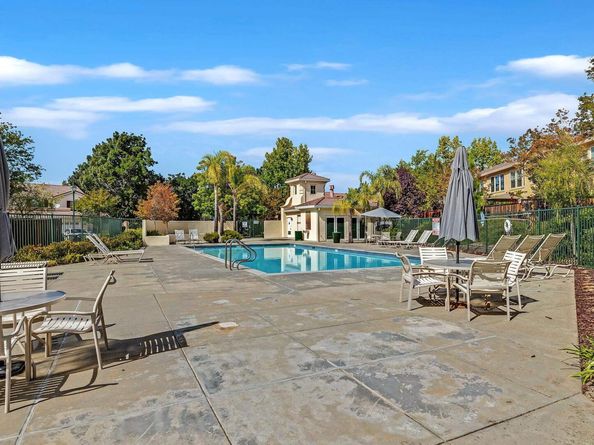 7217 Briza Loop, San Ramon CA 94582