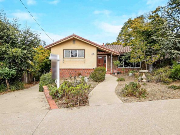 3246 Saddle Dr, Hayward CA 94541