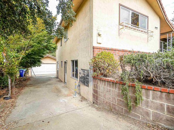 3246 Saddle Dr, Hayward CA 94541