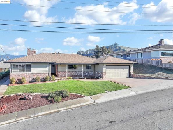 2266 Harborview Dr, San Leandro CA 94577