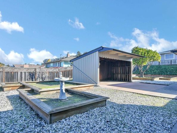 2266 Harborview Dr, San Leandro CA 94577