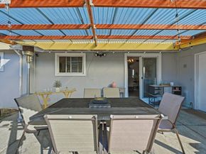1481 Rieger Ave, Hayward CA 94544