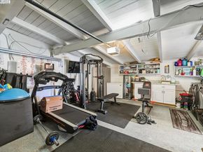 1481 Rieger Ave, Hayward CA 94544
