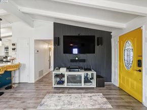 1481 Rieger Ave, Hayward CA 94544