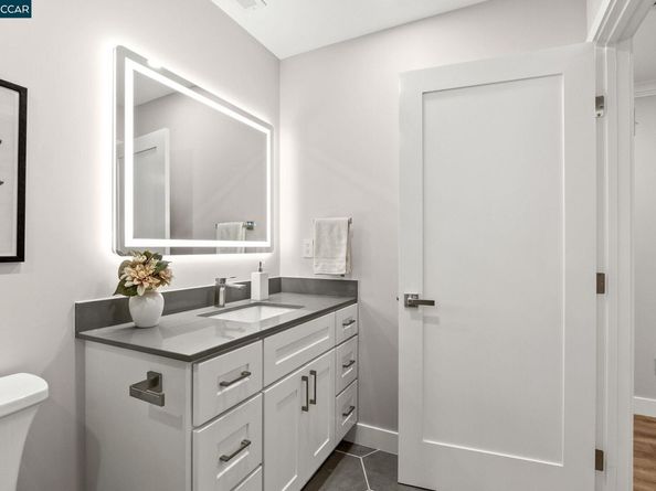 2300 Pine Knoll Drive #1, Walnut Creek CA 94595
