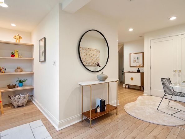 801 Mandana Blvd, Oakland CA 94610