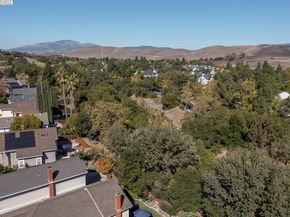 7813 Shady Creek Rd, Dublin CA 94568