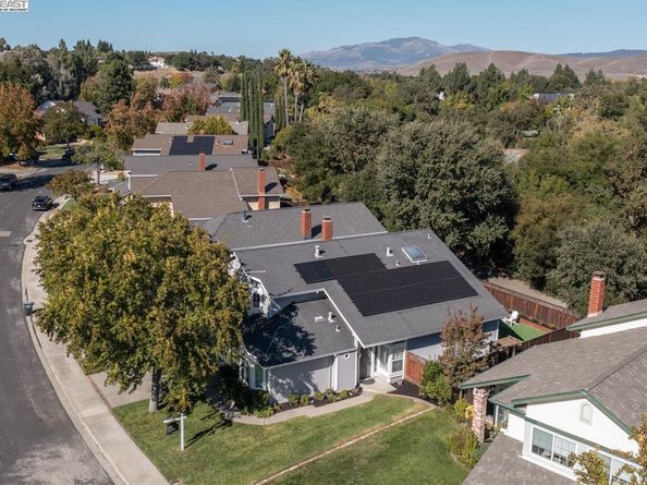 7813 Shady Creek Rd, Dublin CA 94568
