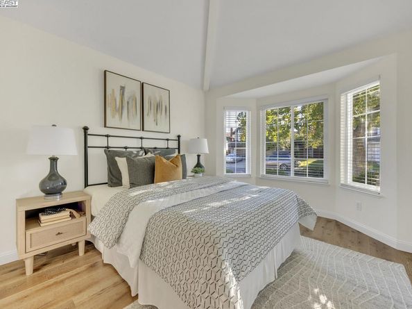 7813 Shady Creek Rd, Dublin CA 94568