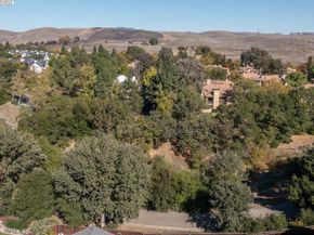 7813 Shady Creek Rd, Dublin CA 94568