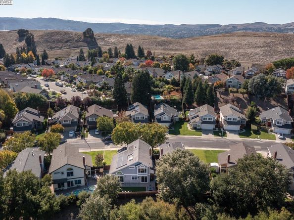 7813 Shady Creek Rd, Dublin CA 94568