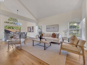 7813 Shady Creek Rd, Dublin CA 94568