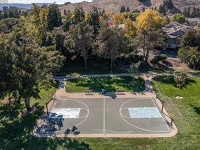 7813 Shady Creek Rd, Dublin CA 94568