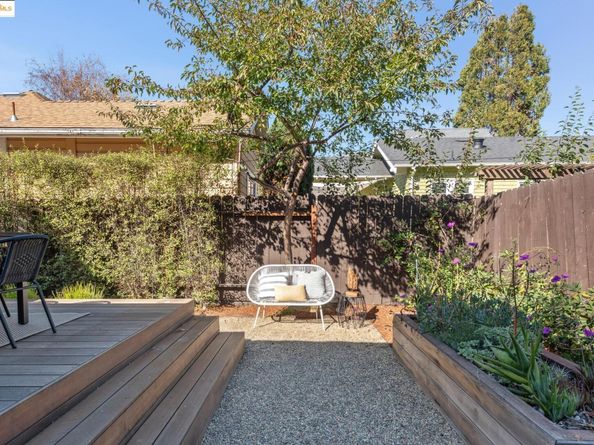 468 60th St, Oakland CA 94609