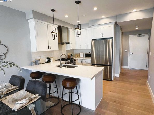 520 El Camino Real 201, San Carlos CA 94070