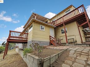 6933 Simson Street, Oakland CA 94605