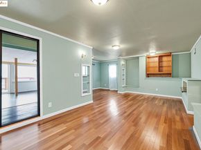 6933 Simson Street, Oakland CA 94605