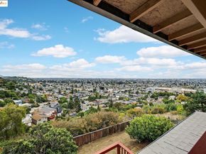 6933 Simson Street, Oakland CA 94605