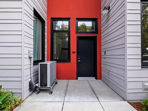 1545 32nd Street 103, Oakland CA 94608