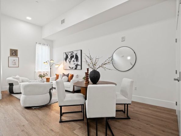 1545 32nd Street 103, Oakland CA 94608