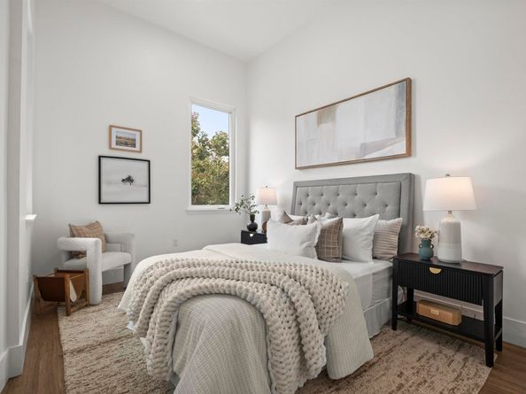 1545 32nd Street 103, Oakland CA 94608