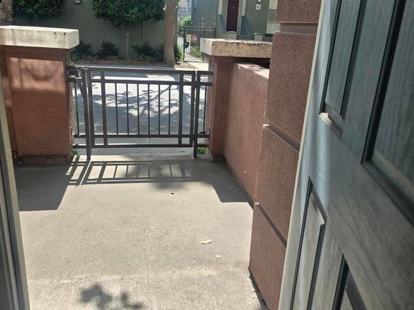 706 City Walk Pl 2, Hayward CA 94541