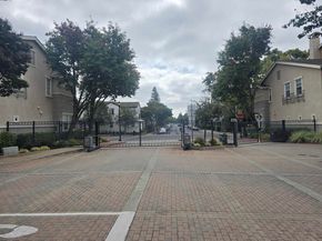 706 City Walk Pl 2, Hayward CA 94541