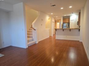 706 City Walk Pl 2, Hayward CA 94541