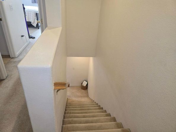 706 City Walk Pl 2, Hayward CA 94541