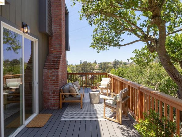 2 Cavendish Ln, Piedmont CA 94602