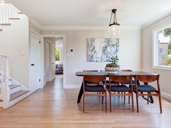 2 Cavendish Ln, Piedmont CA 94602