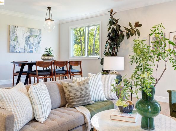 2 Cavendish Ln, Piedmont CA 94602