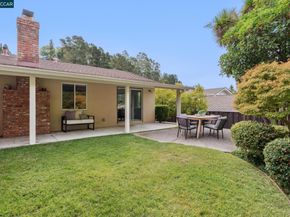 8 Southwaite Ct, Orinda CA 94563