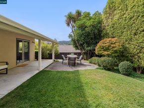 8 Southwaite Ct, Orinda CA 94563