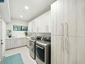 121 Tappan Ln, Orinda CA 94563