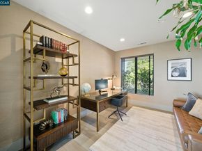 121 Tappan Ln, Orinda CA 94563