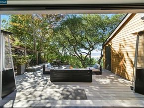 121 Tappan Ln, Orinda CA 94563