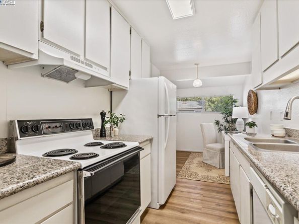 810 Oak Grove Rd 106, Concord CA 94518