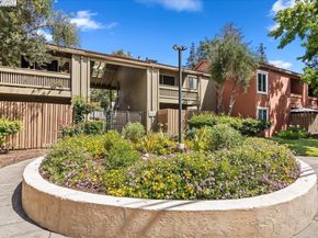 810 Oak Grove Rd 106, Concord CA 94518